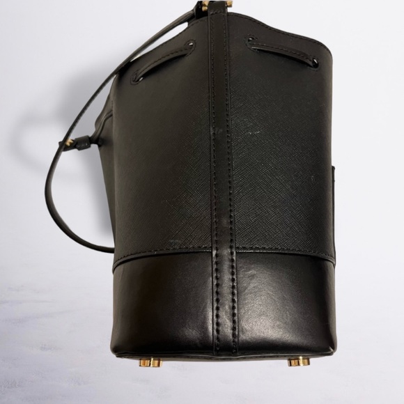 Michael Kors Purse - Picture 4 of 6